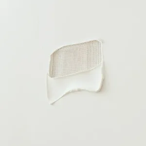 Zatapianie siatki w gipsie szpachlowym